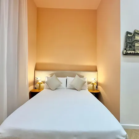 Πανσιόν Toledo Lr Collection 4*