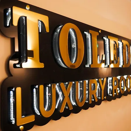 Toledo Lr Collection