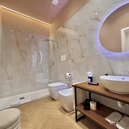 Toledo Lr Collection